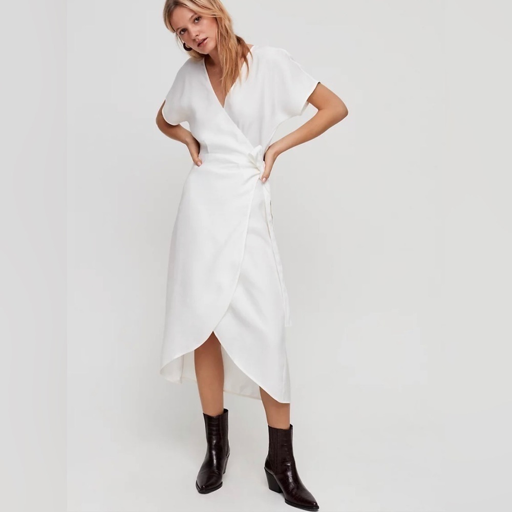 Aritzia Wilfred Madalene Dress